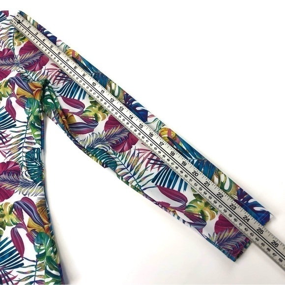 TROPIK tropical print rashguard XL - Picture 9 of 9